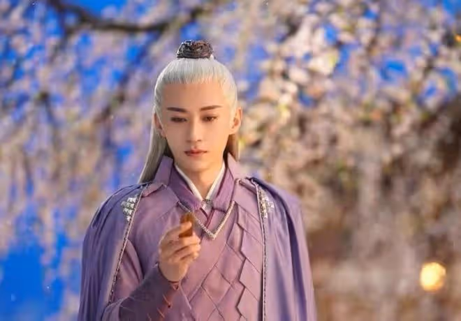 楊紫劉學義疑戀愛!男方喂其吃咬過的蛋糕,曾深夜去女方家未離開