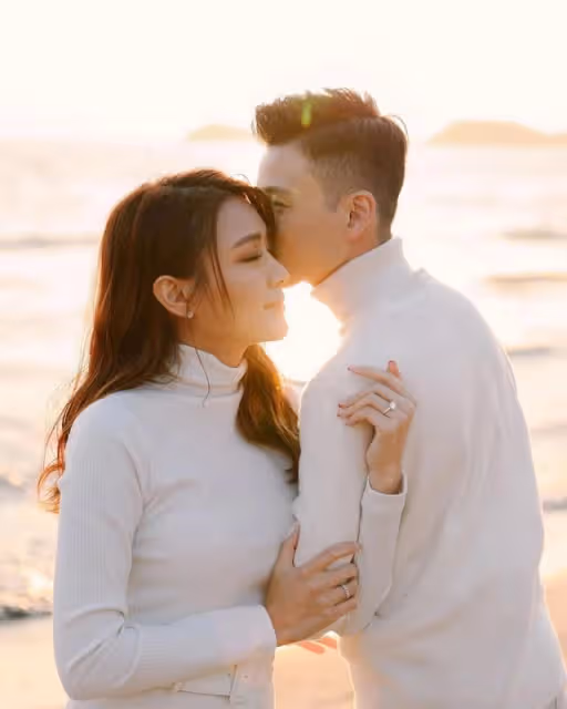 29歲TVB「長腿女神」婚後首次旅行,曬性感泳衣照被贊是水中天使