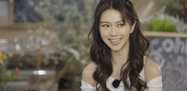 罕見公開談戀情!香港凍齡女神自曝戀愛史,直言入行以來談過四次