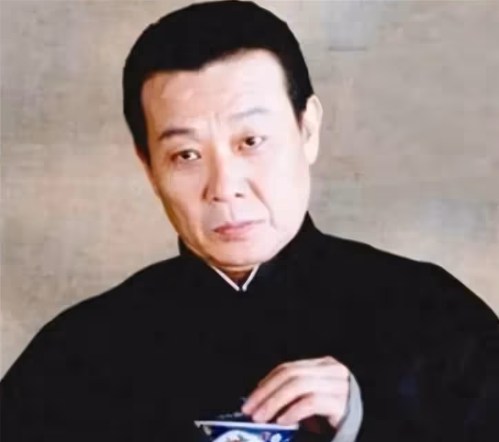67歲寇世勛,坐擁「雙妻」享齊人之福,他人艷羨不已,花甲年卻吐心聲:來世絕不會再娶2個老婆