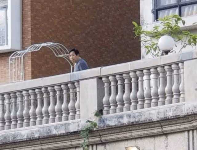 方媛髮際線後移嚴重 化妝間被郭富城安裝攝像頭