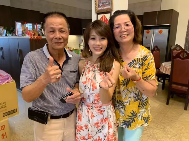 出10次車禍!45歲女星遭斷言「生來要做鬼新娘」 經過廟宇「七爺突降駕護航」她淚曝:要收我當女兒