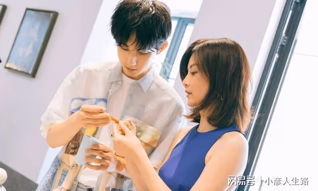 馬伊琍同學,合作董潔小有名氣,離開滕華濤的劉孜越來越幸福