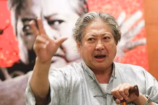 拉攏麥嘉,挖走曾志偉,洪金寶是如何攪動香港電影「江湖」的?