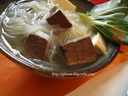 鴨血豆腐粉絲湯