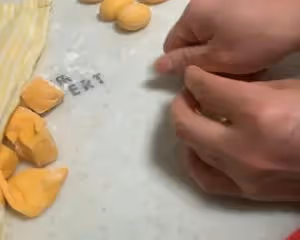 南瓜元寶饅頭