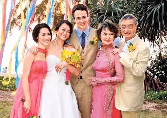 悲痛!影后蕭芳芳82歲丈夫患癌,凌晨睡夢中離世,曾任亞視CEO