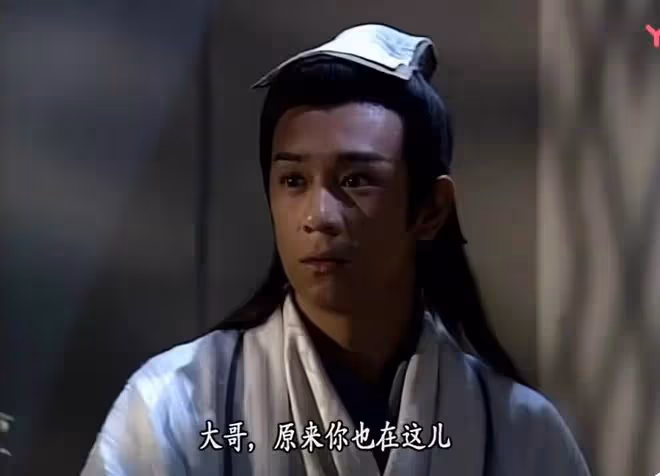 孫耀威陳浩民為內地網紅伴舞!直播淪為背景板,站立不動表情尷尬