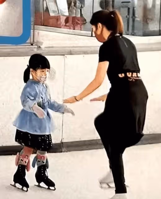 黎明女兒近照曝光!4歲穿公主裙學滑冰太軟萌,濃眉大眼五官復刻爸爸,舉止投足盡顯公主范兒
