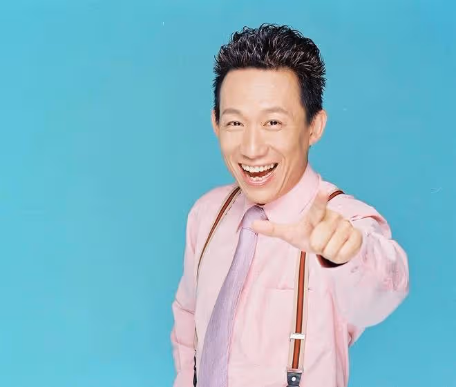 明星奇葩行為大賞：有人一拳打倒同行，有人在片場大罵導演