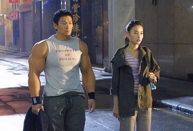 明星奇葩行為大賞：有人一拳打倒同行，有人在片場大罵導演