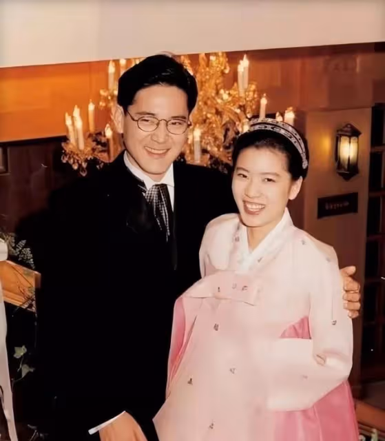 怒甩三星太子爺，再戀國寶級影帝，她把自己活成了真豪門