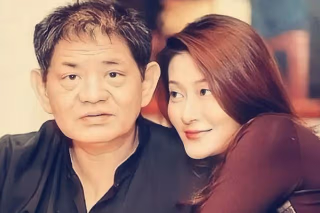 她15歲爆火後,情路坎坷,母親苛待,事業低迷,她要如何逆襲呢?