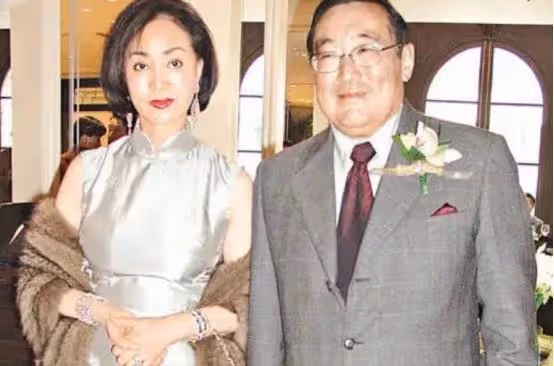 隱忍小三43年不離婚,丈夫去世獨吞70億財產,小三分文沒有