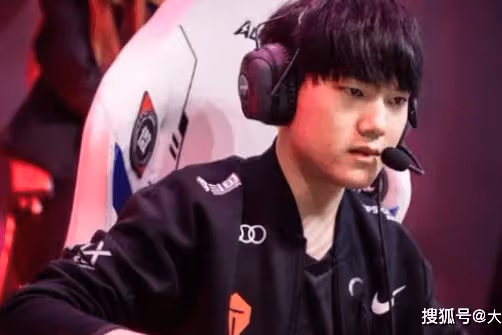 LOL：LPL積分保底圖火了！TES、RNG問題不大，但這個戰隊真危了！