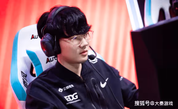 LOL:Viper韓服登頂但不如Uzi?寧王嘲諷EDG冠軍沒含量,真敢說!