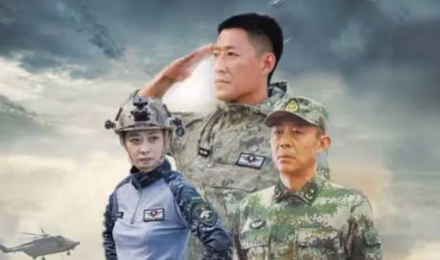霸屏女神遭遇前任坑！再嫁大十歲現任老公，將她寵成白痴女子？