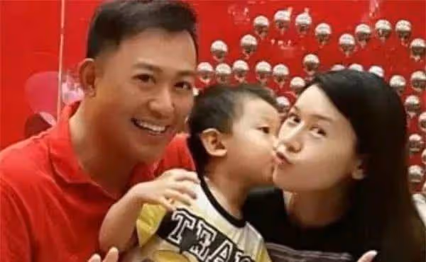 她嫁給大12歲二婚老公,33歲為愛退出娛樂圈,如今兒女雙全!