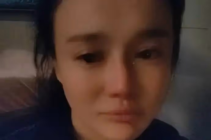 冉瑩穎直播情緒崩潰哭泣，結婚生娃是對於一個女人最大的消耗