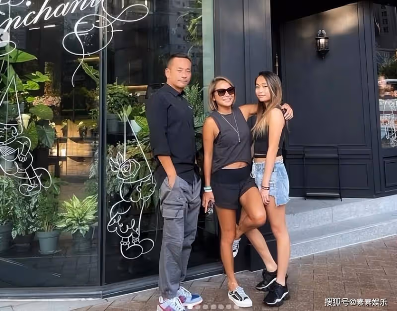 洗米嫂獨自喝下午茶,靜待老公的判決,刑期是她最擔心的問題