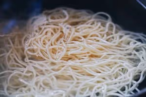 杭州人心底的兩碗面：片兒川+肉絲拌川