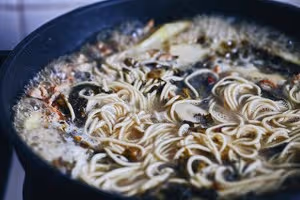 杭州人心底的兩碗面：片兒川+肉絲拌川