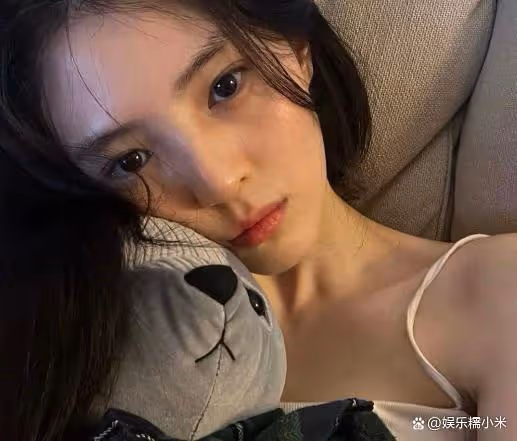 韓素希INS發圖：求救信號？坎坷半生，千萬不要成為下一個雪莉！