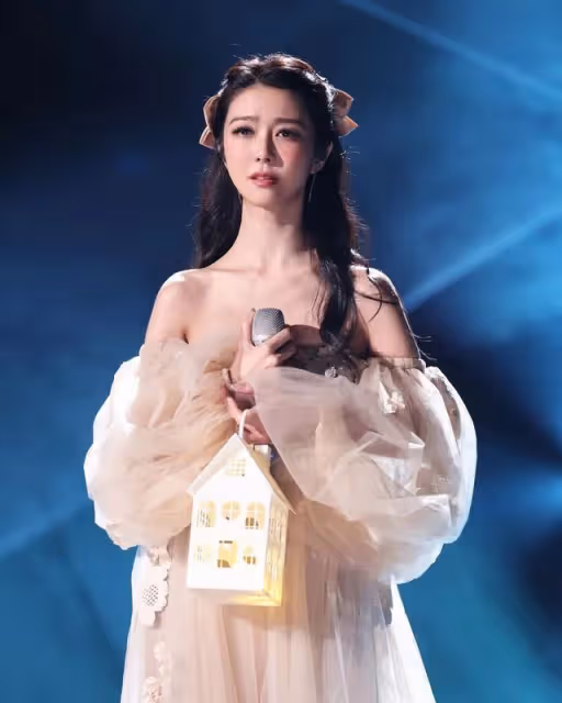戀人未滿!薛凱琪與方大同相知相伴十多年,曾想自殺被對方救回
