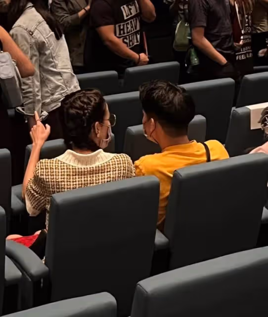 低調密會!TVB人氣視後被曝與緋聞前小生舊愛復合,二人舉止親密