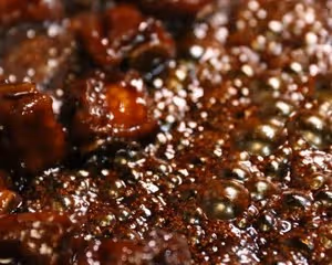 勾魂的拉絲糖醋排骨，吃完一定要吮指