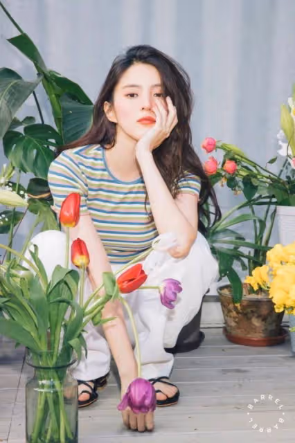 被強姦囚禁當成人肉的花瓶？女明星曬照片求助，直指三星李在鎔