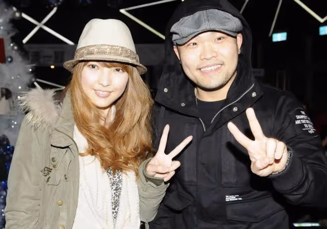 知名歌手宣布放棄生育！不認為有娃才幸福，妻子曾為懷孕吃盡苦頭