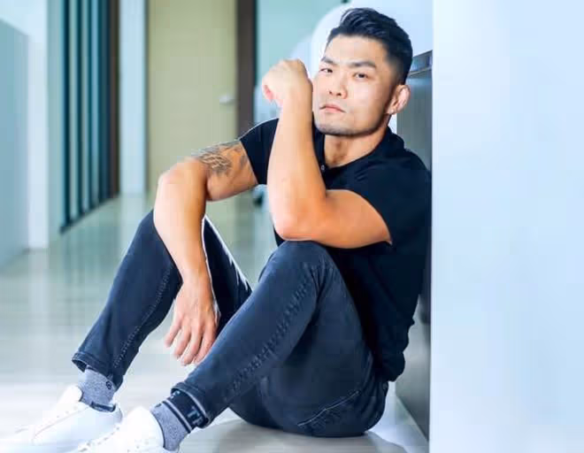 知名歌手宣布放棄生育！不認為有娃才幸福，妻子曾為懷孕吃盡苦頭