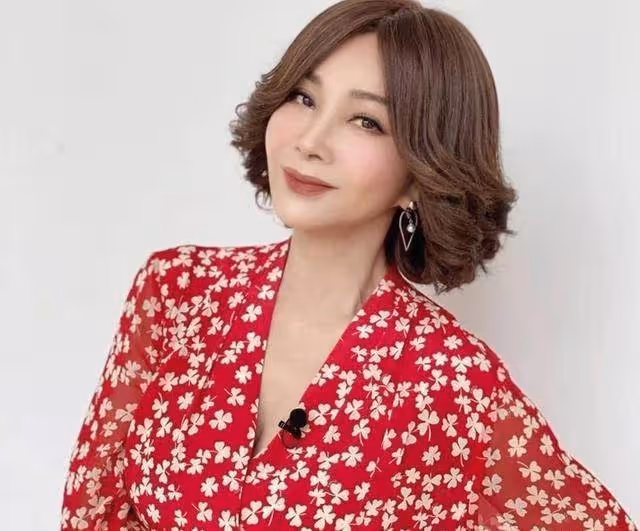 驚人逆齡!67歲不老女神陳美鳳,官宣戀情?這樣大膽認愛引來關注