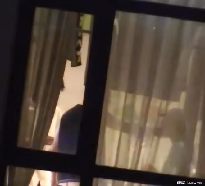 楊紫回應戀情！與劉學義是多年好友，戀情傳聞系娛記空穴來風