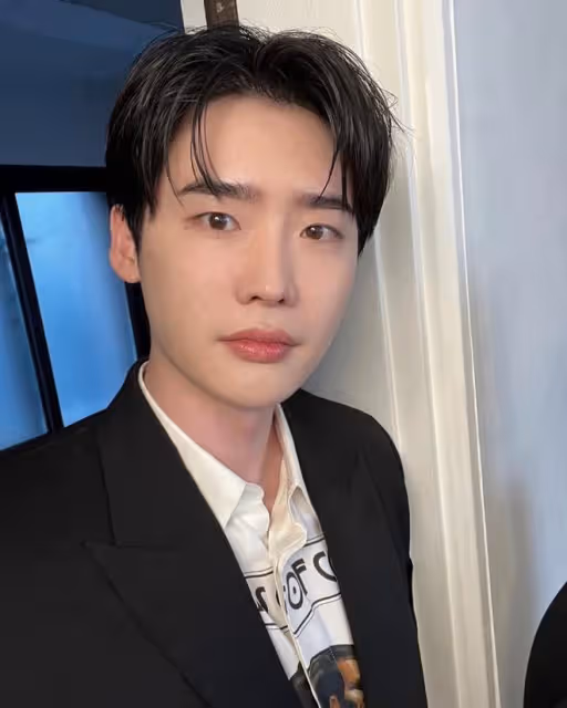「韓國最帥單眼皮男星」TOP10!李准基、李鍾碩都進榜,朴敘俊僅第五,冠軍打敗朴寶劍