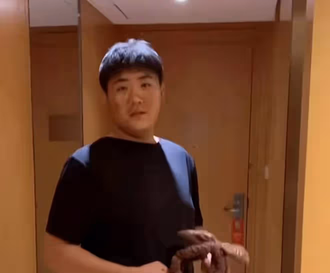 閆學晶兒媳官宣懷孕!現挺四月大肚,老公林傲霏激動吶喊眼眶泛紅