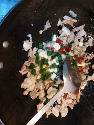 花菜炒肉片
