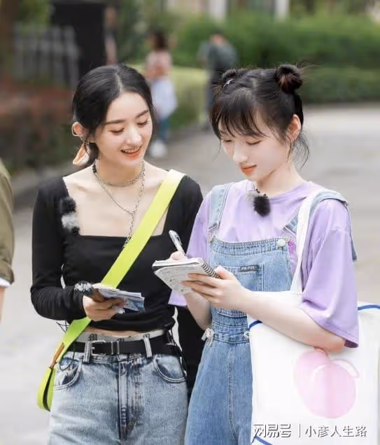 《歡樂頌3》開播差評出奇一致，搬來趙麗穎娜扎宋茜等人打call