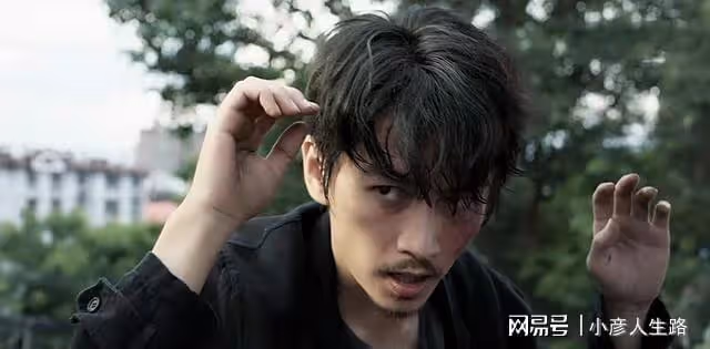 《冰雨火》上星失敗空降網播，導演對兩位主演的評價一針見血