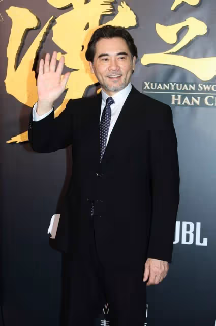 62歲趙文瑄變化明顯,體重飆100公斤還鬍子花白,真讓人一眼不敢認,網友:型男范十足
