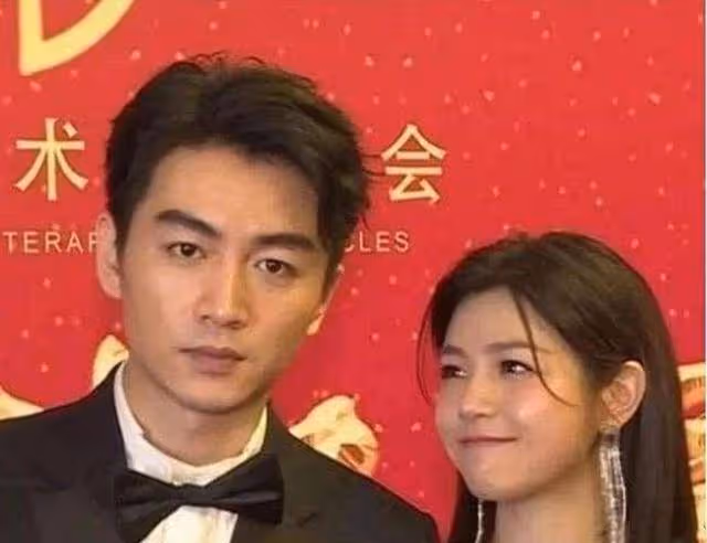 風流的馮紹峰:被安以軒嫌棄,被楊冪、倪妮甩,為何趙麗穎要嫁他