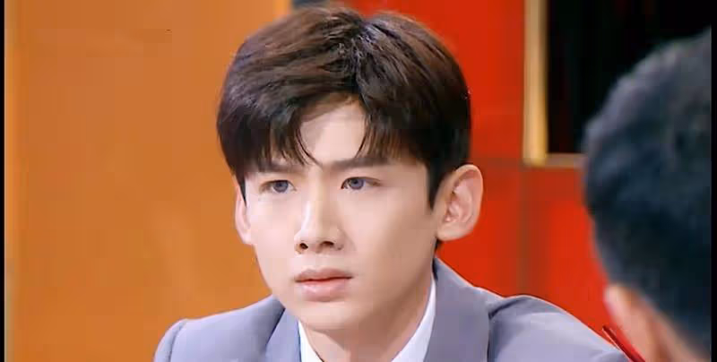 你還記得那個被《明偵》偏愛的白敬亭嗎?為啥他的存在感變弱了?