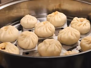 媲美和善園的酸豆角包子