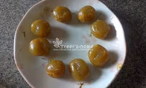 不含黃油的6寸蓮蓉花型麵包（處理中秋月餅的好方法）