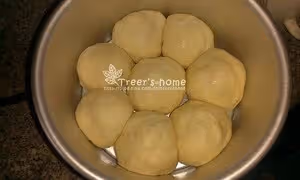 不含黃油的6寸蓮蓉花型麵包（處理中秋月餅的好方法）