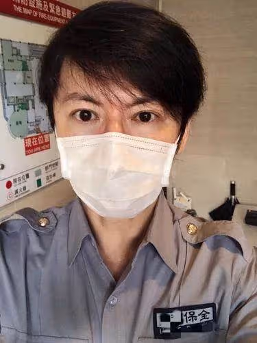 大膽換跑道《戲說》男星自願退圈「跑去當保全不委屈」再度回歸演藝圈「感動曝光新身分」網驚:太有才華