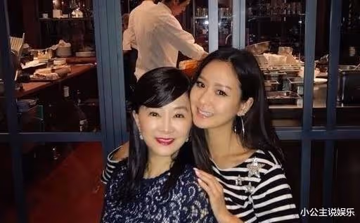 日本痴情富豪,痴迷中國女神30年不結婚,55歲如願抱得美人歸