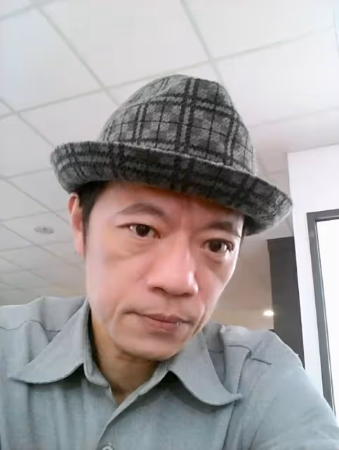 每月為母花5萬！吳朋奉「2年拍11部電視劇」從不喊累　哥哥淚曝生前遺願：「到最後都想著媽媽」