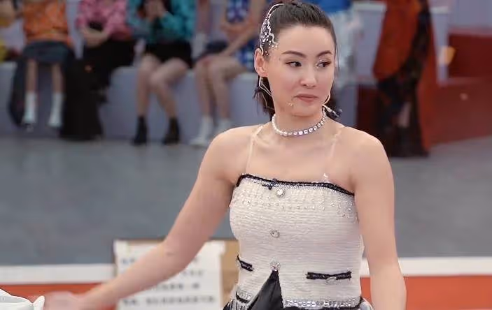 張柏芝節目上跳舞「被惡意關掉美顏後」看到生圖下的身材，還是你的女神嗎